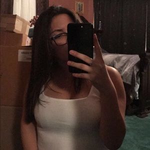 Meet your Posher, Jenn